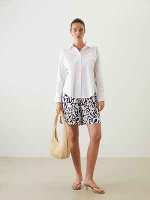 Lc Waikiki Yeni Sezon Beli Lastikli Çiçekli Kadın Şort