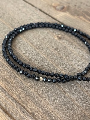 Aida Jewelss 14 Ayar Altın Dorika Detaylı Doğal Turmalin Taşlı Zarif Altın Kolye