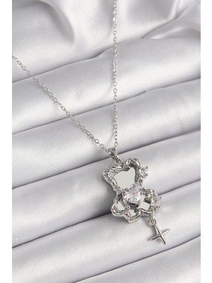 Aspata Store Buğz 316L Çelik Gümüş Renk Ayna Ayıcık Model Zirkon Taşlı Kalp Detay Kadın Kolye