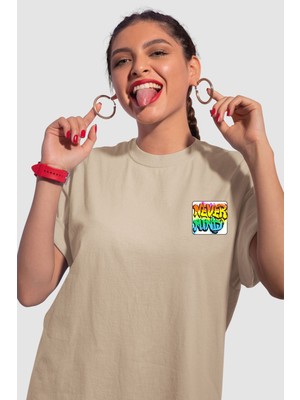 Nevermind Unisex Renkli Graffiti Baskılı Oversize Beyaz T-Shirt