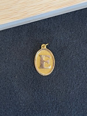 Aida Jewelss 14 Ayar Altın Harfli Kolye Ucu Klasik Model E Harfi Altın Kolye Ucu