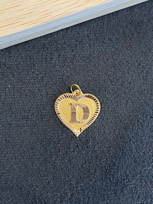 Aida Jewelss 14 Ayar Altın Harfli Kolye Ucu Kalp Modeli D Harfi Altın Kolye Ucu
