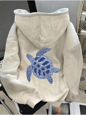 LAYORA Yazı Baskılı Hoodie – Rahat ve Trend Model