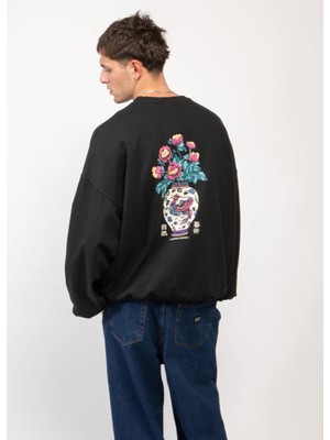 LAYORA Kalın Kumaşlı Baskılı Sweatshirt – Modern ve Şık Görünüm