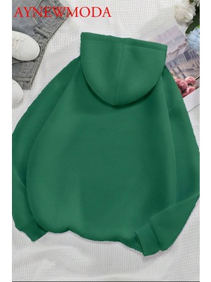 LAYORA Çilek Ön Baskılı Haki Oversize Kapşonlu Sweatshirt