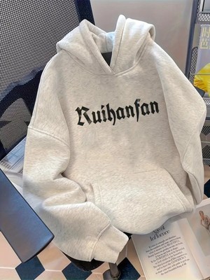 LAYORA Polar Hoodie – Kışın Vazgeçilmezi Şık Model