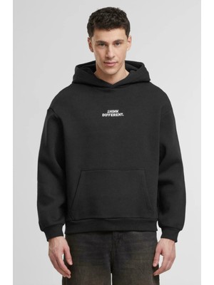 LAYORA Kalın Kumaşlı Baskılı Sweatshirt – Modern ve Şık Görünüm