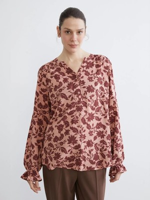 LC Waikiki Pembe Kaçık Yaka Çiçekli Bluz  (S6)