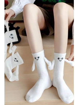 UZN Socks 🧲 Mıknatıslı Ele Ele Tutuşan Figürlü Çorap – 2 Çift