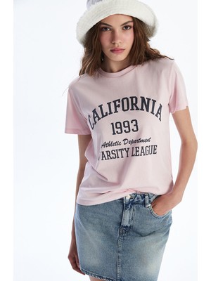 Lc Waikiki Yeni Sezon Bisiklet Yaka California Baskılı Kadın Tişört