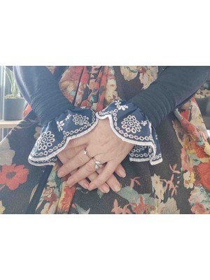 Firuz Rukye Dantelli Kolluk ve Yakalık