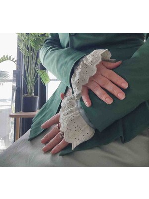 Firuz Rukye Dantelli Kolluk ve Yakalık