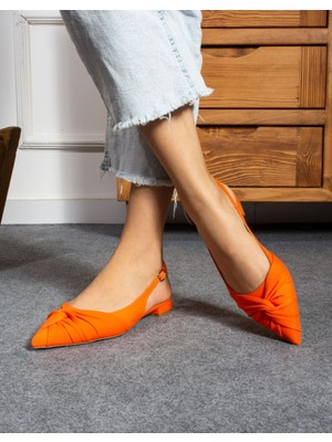 Emienza Kontes Tekstil Malzeme Dekolte Detaylı Bayan Babet