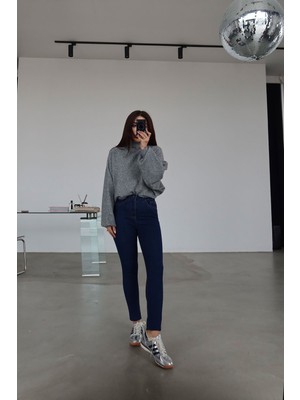 Özge Özgenç Basic Skinny Jean