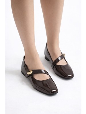 Slipcat Kadın Rugan Babet Şık Tokalı Ortopedik Taban Günlük Ayakkabı