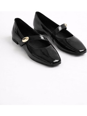 Slipcat Kadın Rugan Babet Şık Tokalı Ortopedik Taban Günlük Ayakkabı