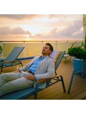 🌍 Sevsenka’dan Zirveye Giden Yolun Konforu: Onun Hayatının "business Class" Dokunuşu