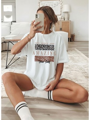 Caddekombin Kadın Leopar Amazing Baskılı Bisiklet Yaka Beyaz T-Shirt