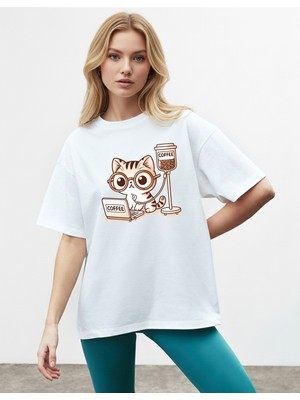Caddekombin Kadın Kedi Baskılı Bisiklet Yaka Beyaz T-Shirt
