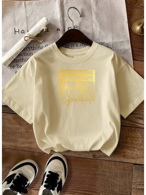 Caddekombin Kadın Your Heart Motto Yazılı Grafik Baskılı Bej T-Shirt