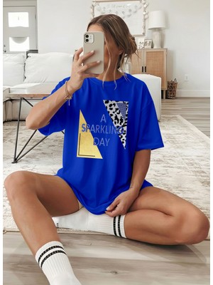 Caddekombin Kadın Leopar ve Gold Baskılı  Bisiklet Yaka Saks Mavi T-Shirt