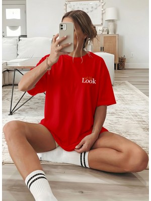 Caddekombin Kadın Look Yazı Baskılı Bisiklet Yaka Kırmızı T-Shirt