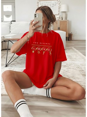 Caddekombin Kadın Gold Detaylı Love Yazılı Bisiklet Yaka Kırmızı T-Shirt