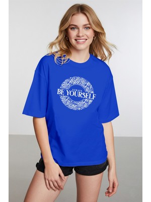 Caddekombin Kadın Be Yourself Baskılı Yuvarlak Yaka Saks Mavi T-Shirt