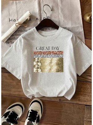 Caddekombin Kadın Gold Payet Işlemeli Bisiklet Yaka Gri T-Shirt