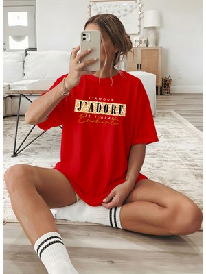 Caddekombin Kadın Leopar Detaylı J'adore Yazılı Kırmızı T-Shirt