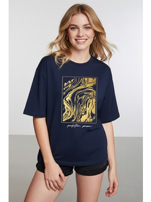Caddekombin Kadın Gold Figur Baskılı Yuvarlak Yaka Lacivert T-Shirt