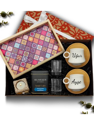 As Gift Bambu Tabaklı Beyaz Fincan & Sunum Tepsi & Kahve & Dekoratif Mum &  Cam Su Bardağı Hediye Seti