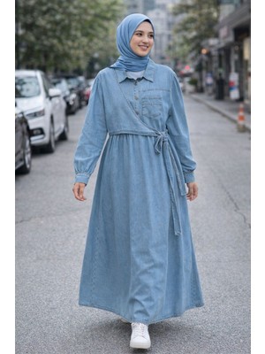 Moda Kadın Açık Mavi Kot Elbise 140 cm | Kuşaklı Kruvaze Yaka Uzun Kollu Tesettür Günlük Jean Elbise
