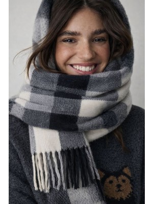 Kadın Premium Desenli Püsküllü Buklet Triko Atkı Şal