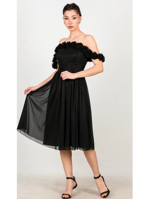 Arin Yaka Çevresi Çiçekli Simli Tül Elbise