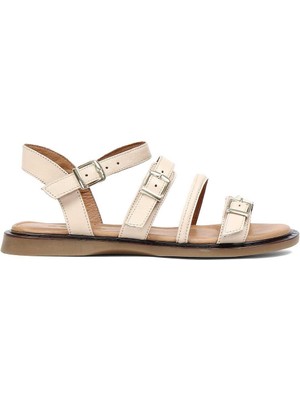 Celal Gültekin Kadın Bej Tokalı Gladyatör Deri Sandalet