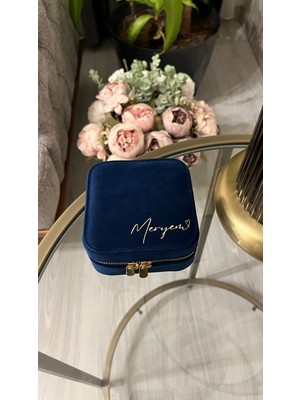 Elissydesign Kadife Mini Boy Takı Kutusu – Isim Yazılı Fermuarlı Takı Çanası