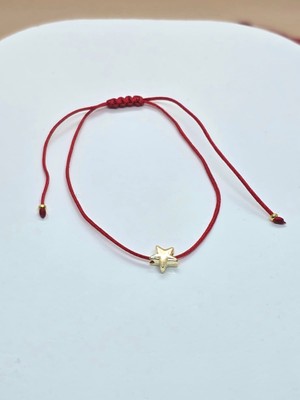 Yıldız Detaylı Kırmızı Ip Bileklik