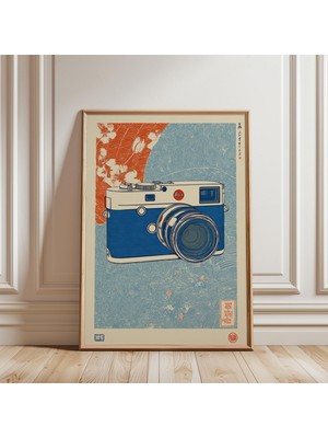 Ninastore Mavi Krem Rengi Vintage Kamera Posteri, Ahşap Baskı Tarzı, Kırmızı Çiçek Desenli.