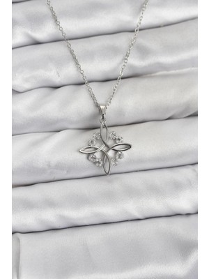 Butik 316L Çelik Zincir Gümüş Renk Sonsuzluk Model Zirkon Taşlı Kadın Kolye