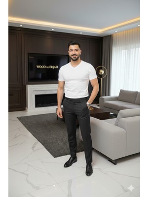 Lüx Wood Lüx Erşah V Yaka Yarım Kol %95 Pamuk %5 Likra 36/1 Süprem Penye Tişört