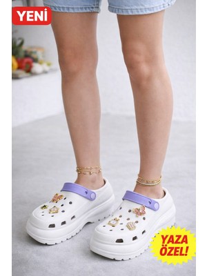 Sonimix Kadın Taşlı Clog Terlik – Beyaz / Krem / Siyah, Kelebek & Çiçek Detaylı, Rahat Taban Günlük Terlik