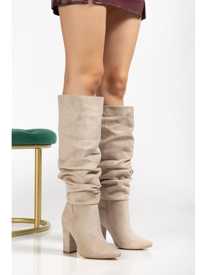 Shemard Bej Süet Sivri Burun Körüklü Kalın Topuk Günlük Kadın Çizme