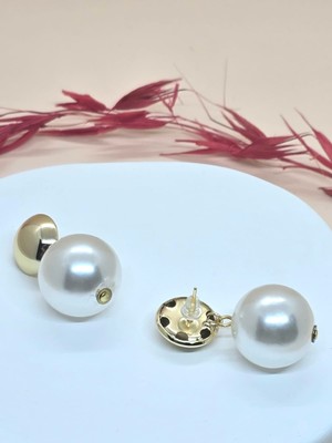 Mira Beyaz Top Küpe