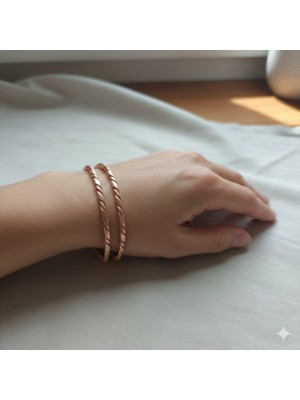 Neefy Saf Bakır El Işçiliği Ince ve Şık Bileklik