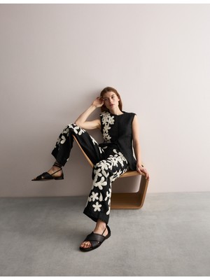 Marks & Spencer Saf Keten Çiçek Işlemeli Geniş Paçalı Pantolon