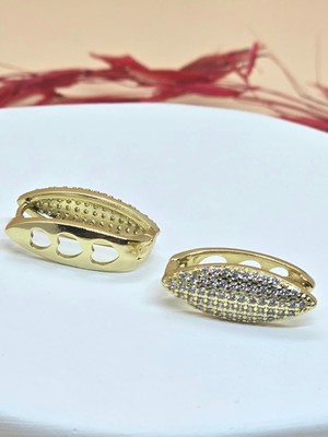 Gold Renk Zirkon Taşlı Şık Küpe