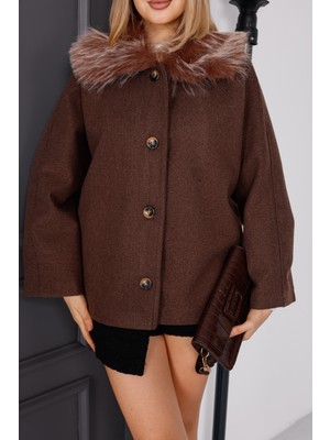 Esso Butik Kadın Yakası Kürklü  Önden  Dügmeli  Kısa Kaşekaban