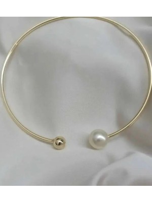 Septemmart Gold Renk Inci ve Dorika Detaylı Açık Choker Boyunluk Kolye