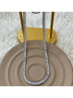 Septemmart Kararmaz Çelik Baget Taşlı Kolye - Gümüş Renk Lüks Su Yolu Tennis Chain